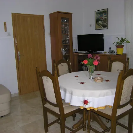 公寓 With Wifi Postira, Brac - 11494 *